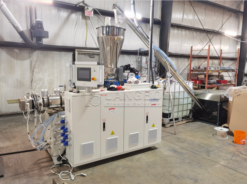 τελευταία εταιρεία περί PVC Electricity Cable Duct Extrusion Line in Canada