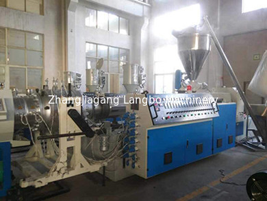 55KW PVC ηλεκτρικό αγωγό γραμμή εκτόξευσης 20 - 110mm υψηλής ταχύτητας