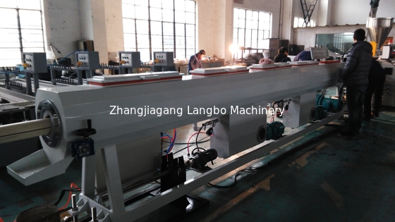 160KW γραμμή παραγωγής αποξετεύσεων PVC 20 - 63mm