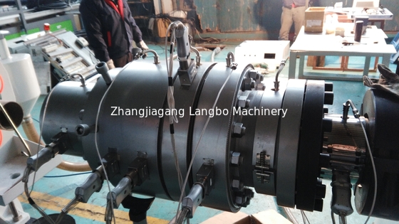 160KW γραμμή παραγωγής αποξετεύσεων PVC 20 - 63mm