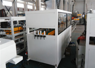 150KG/High γραμμή εξώθησης σωλήνων PVC ικανότητας με το ελεύθερο τέμνον σύστημα σκόνης/τσιπ