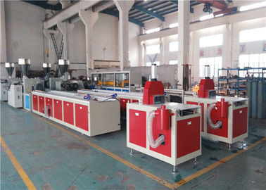 Μηχανή εκχύλισης PVC χωρητικότητας 350 kg/h για την κατασκευή πλαστικών προφίλ με πρώτες ύλες πρόσθετα PVC