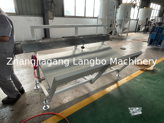22kw Pvc baseboard Profile Extrusion Line Twin Screw 8 μέτρα μήκος