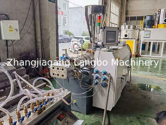 Τοπικό εργοστάσιο PVC Profile Making Machine Μηχανήματα πλαστικού PVC Profile Cable Trunk Production Line