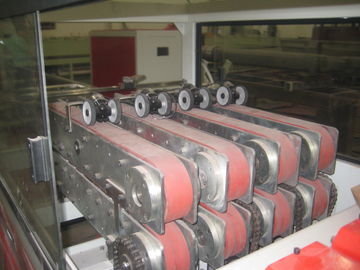 Το ανθεκτικό PVC τέσσερα διοχετεύει με σωλήνες τη μηχανή 250KG/H κατασκευής/τη διπλή βίδα ικανότητας 350KG/H