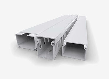 Προσαρμόσιμη γραμμή εκτόξευσης προφίλ PVC χαμηλού θορύβου υψηλής αποτελεσματικότητας