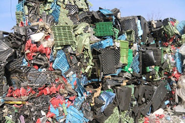HDPE πλαστική γραμμή ανακύκλωσης λιγότερη υψηλή αποδοτικότητα περιεκτικότητας σε υγρασία 2% τελική