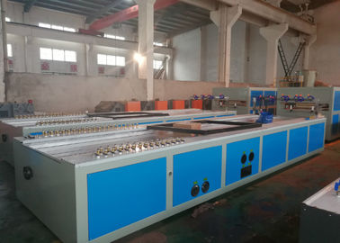 Πολυμεγέθη συμβατότητα μούχλας PVC προφίλ επιφάνειας extruder PC κούφιο φύλλο extrusion κατασκευής μηχανή