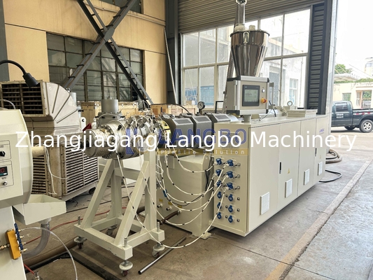800kg/h High Speed PVC Pipe Making Line με 80/173 High Speed Screw για τη διάμετρο του σωλήνα 75-250mm
