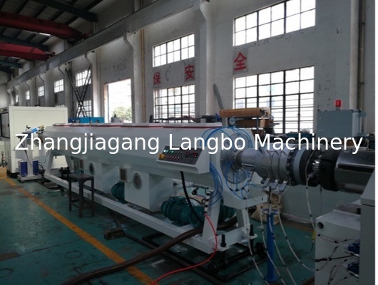 Μεγάλη ταχύτητα Pvc Pipe Extruder Machine για την παροχή νερού σωλήνα Twin βίδα και βαρέλι σχεδιασμό