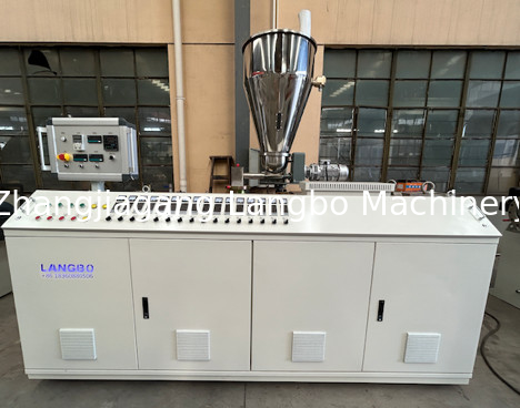 Νέα μηχανή κατασκευής διπλής βίδας σωλήνων PVC