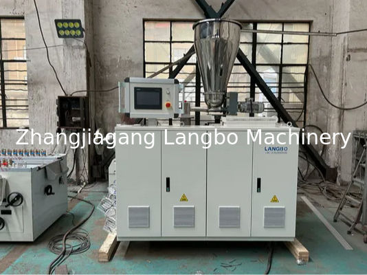 Επαγγελματική γραμμή παραγωγής εξωρύθμισης σύνθετων πλαστικών δαπέδων με προφίλ ξύλου