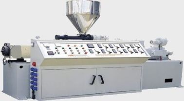 Ø20-50mm γραμμή εξώθησης σωλήνων PVC, πλαστικός σωλήνας 250kg/Χ που καθιστά τη μηχανή πλήρως αυτόματη