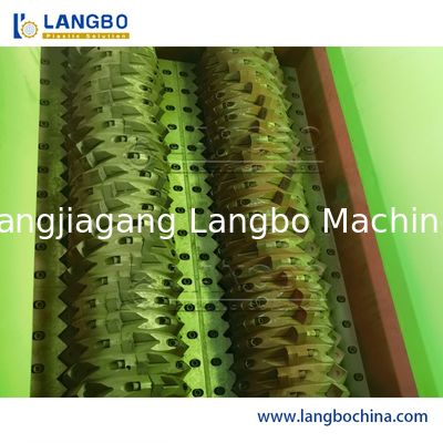 Πλήρως αυτόματο οριζόντιο απορρίμματα πλαστικών θρυμματιστή θρυμματιστή νέος κινητήρας θρυμματισμός σωλήνες PVC PE κυματοειδή σωλήνα ανακύκλωση μηχανή θρυμματισμού