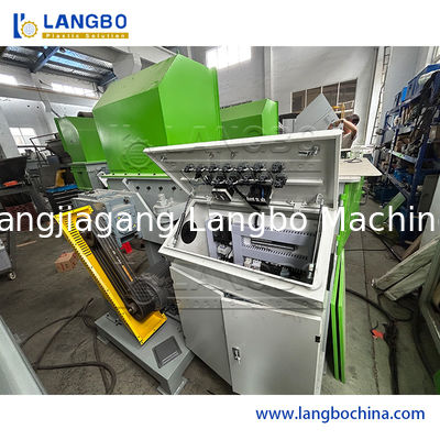 Μονόξυλο HDPE σωλήνες σωλήνα πλαστικό ηλεκτρονικά απόβλητα ξύλο μεταλλικό υλικό πλαστική ταινία μπουκάλι τσάντα βαρέλι μπλοκ υφαντική τσάντα τόνους τσάντα Raffia τσάντα Shredder μηχανή