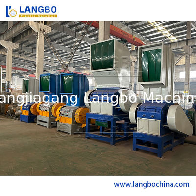 Αυτόματος Πλαστικός Θραυστήρας με Κινητήρα 37KW και Χωρητικότητα 100-500KG/HR για Αποτελεσματική Ανακύκλωση