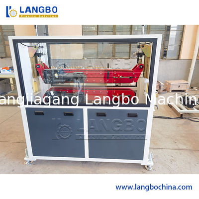 Υψηλή γραμμή 300MM εξώθησης σχεδιαγράμματος PVC παραγωγής ικανότητα μεγέθους 250KG/H σχεδιαγράμματος