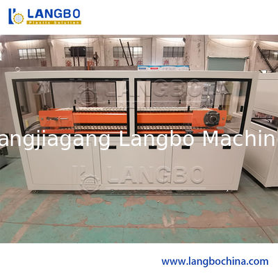 Μηχανή WPC PVC Πίνακα Επεξεργασία οροφής Πίνακα τοίχου Πίνακα οροφής PVC Κούφιο Πίνακα διακόσμησης Πίνακα προφίλ Έκταση κατασκευής Extruder Μηχανή