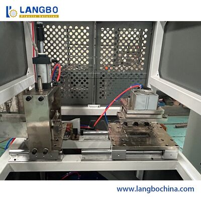 55KW κινητήρα ισχύς PVC Profile Extruder για ομαλή ακριβή εξάτμιση προφίλ