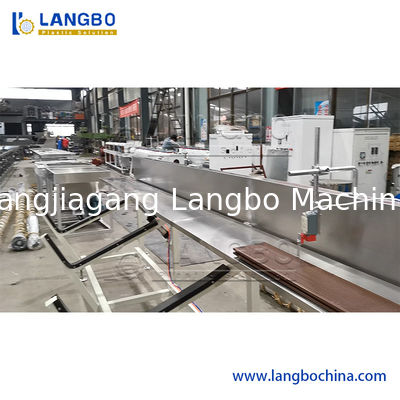 Δημοφιλής εύκολη χρησιμοποιημένη WPC σχεδιαγράμματος εξώθησης κατανάλωση ενέργειας γραμμών μικρή