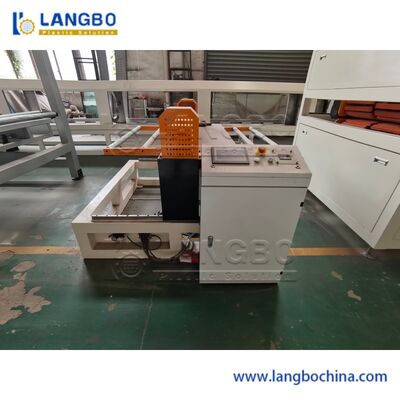 Αυτόματο φύλλο PVC που κατασκευάζει τη μηχανή, κοίλη γραμμή παραγωγής PVC επιτροπής δύναμης 55KW