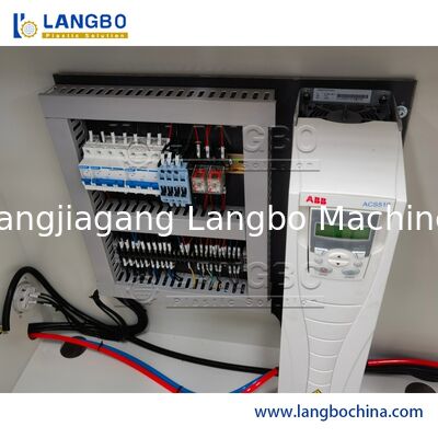 Ηλεκτρονική γραμμή παραγωγής προφίλ ξύλινου πλαστικού δαπέδου WPC/UPVC/PVC/PE/PP