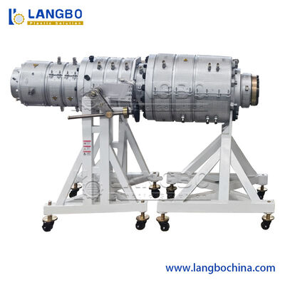 75 - γραμμή 25mm εξώθησης σωλήνων PVC 315mm με την υποδοχή που κατασκευάζει τη μηχανή