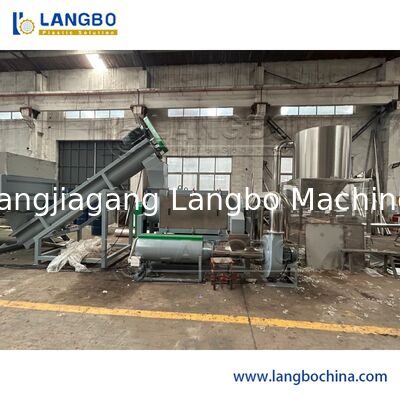 Γραμμή Ανακύκλωσης PET Χωρητικότητας 300-5000kg/H με Μέγεθος Νιφάδας 14mm και Τάση 380V για Ανακύκλωση Φιαλών PET