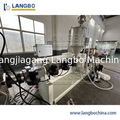 Πλήρης αυτόματη πλαστική γραμμή εξώθησης σωλήνων CE για τους σωλήνες κρύου/ζεστού νερού PPR