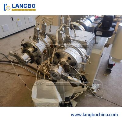 Μηχανή πλαστικού εξωθητήρα 630mm διπλού κοχλία για σωλήνες PVC