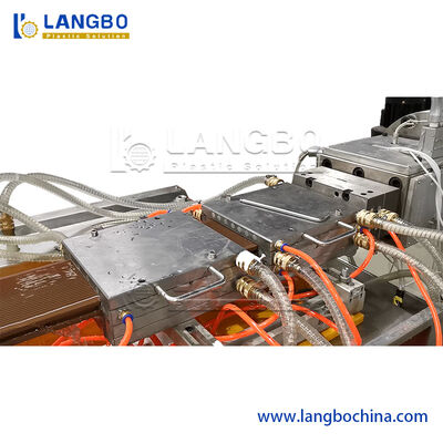 WPC Profile Board Extruder ξύλο πλαστικό σύνθετο Πλαίσιο πόρτας παράθυρο κάλυψη τοίχων πάτωμα τοίχων πάτωμα φράχτης σφραγίδα σφράγισης PC κούφιο φύλλο extrusion κατασκευή μηχανή