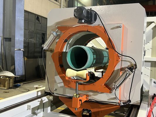 Προηγμένη Μηχανή Παραγωγής Πλαστικών UPVC Μεγάλης Διαμέτρου 400-710mm Εργοστάσιο στην Κίνα