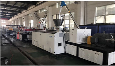 Πλαστικό προφίλ PVC αφρώδης εξωτερικός εξοπλισμός WPC χήρες πόρτες πλαίσια δάπεδα PP PE PC κούφια πλάκα σφραγιστική ταινία ABS PMMA Προφίλ γραμμή εξάτμισης