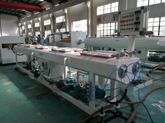 Διπλή γραμμή εξώθησης σωλήνων PVC βιδών, πλαστικός υδροσωλήνας, σωλήνας PVC που κατασκευάζει τη μηχανή, κωνική δίδυμη βίδα