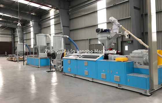 Δίδυμη βίδα WPC Pelletizing ο πίνακας Decking γραμμών εξώθησης 350KG/Χ