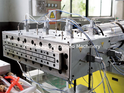 1180MM Pvc Wide Board Production Line με υψηλή απόδοση